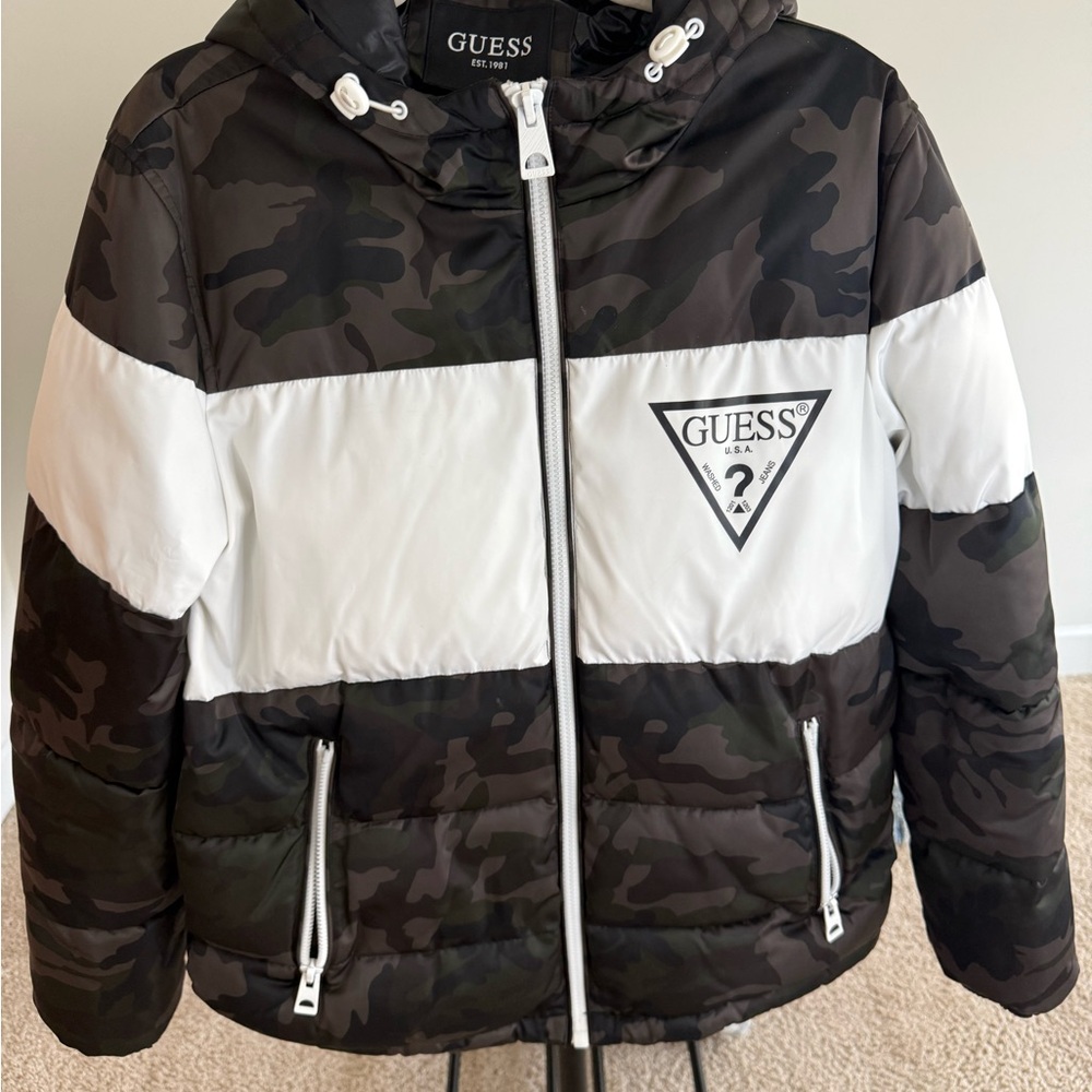 Guess Camouflage and White Puffer Jacket